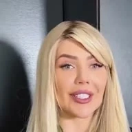 Карина Кросс — видеоотзыв