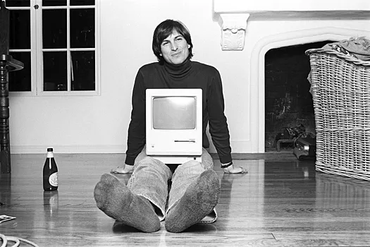 На аукцион выставят документ об основании Apple