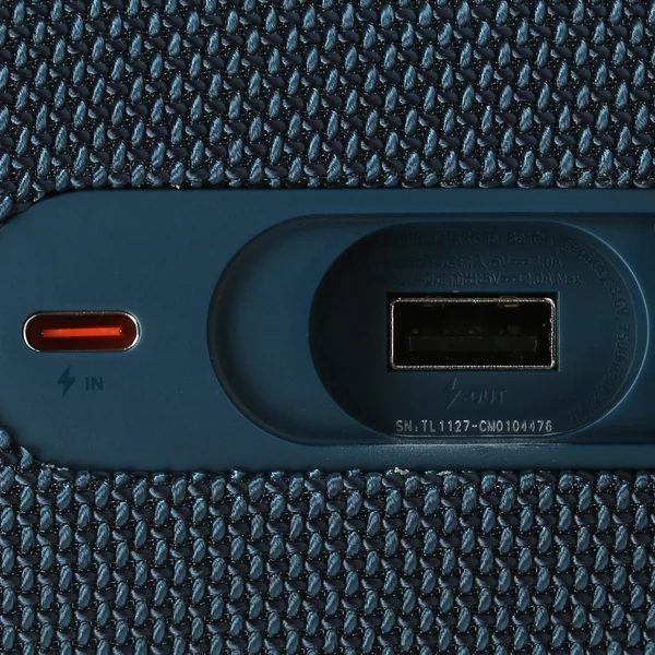 Портативная колонка JBL Charge 5 синий