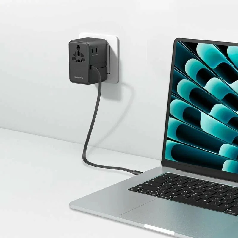 Универсальный адаптер Keephone Marco 2xUSB-C + USB-A 70W (Black)