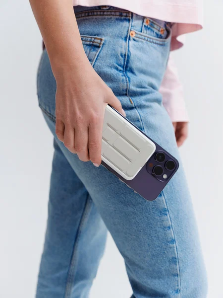 Внешний аккумулятор VLP MagSafe 5000mah белый