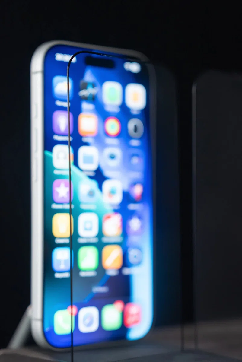 Защитное стекло AceGlass for iPhone 15/16