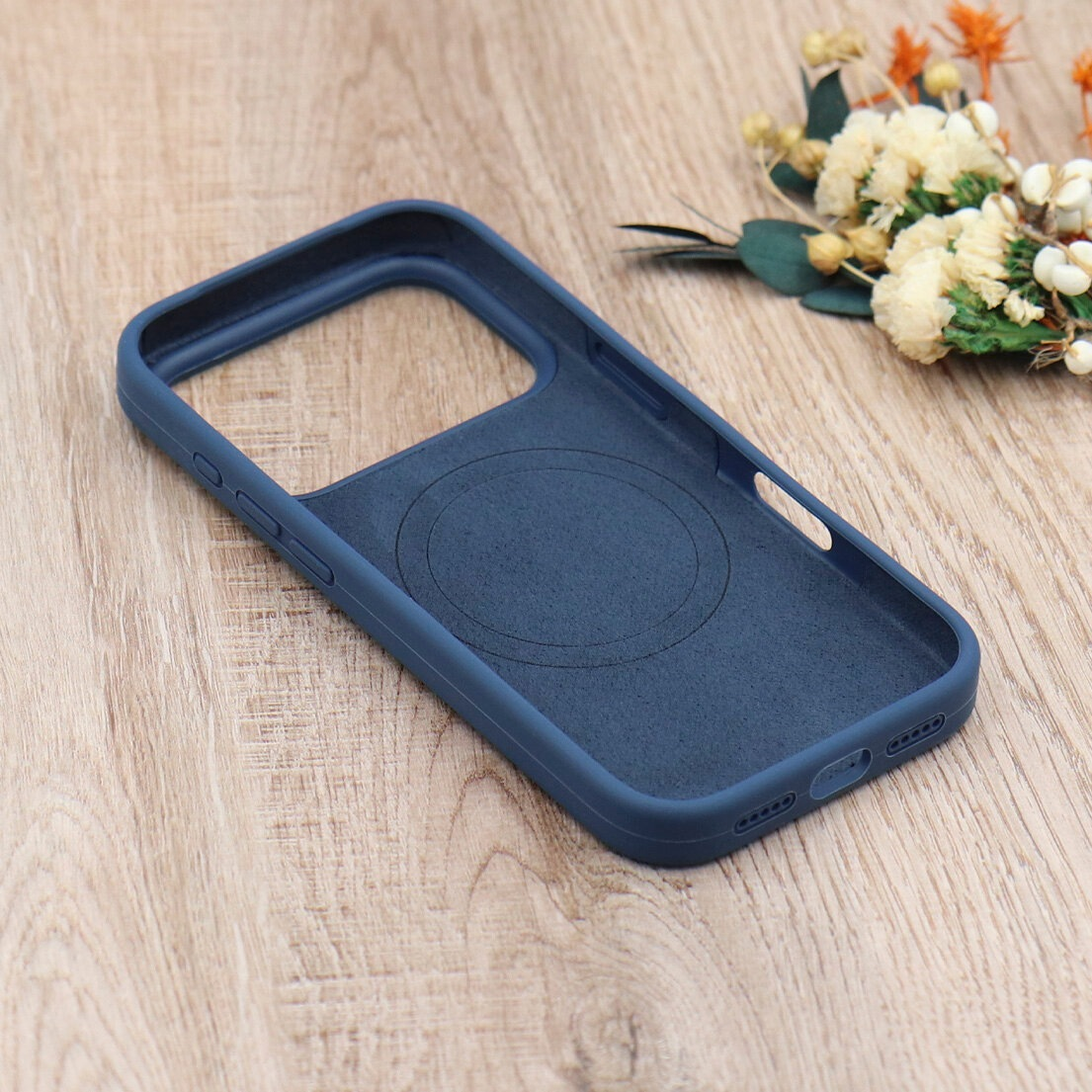Чехол Silicone Case MagSafe 17 Pro Max синий лого
